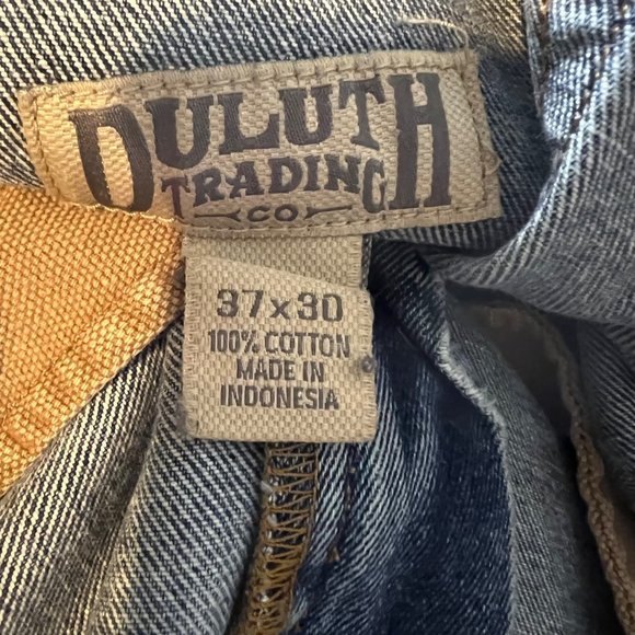 Duluth Trading Co Blue Jeans Ballroom Relaxed 86069 5 pocket Mens 37 x 30 - Picture 2 of 10